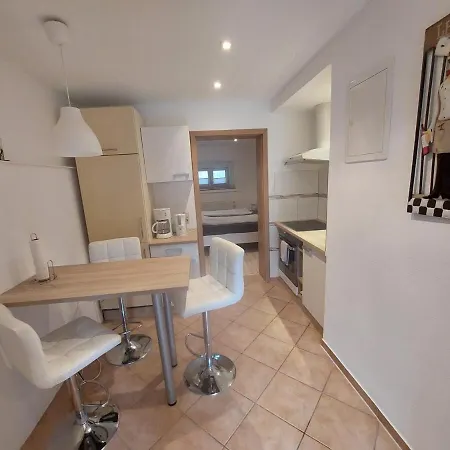 In Ostseenaehe Bei Sellin Апартаменты *